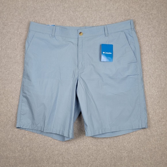 Columbia Washed Out Shorts Men's Size 40 Light Blue 10" Inseam Flat Front Zipper - Picture 1 of 6